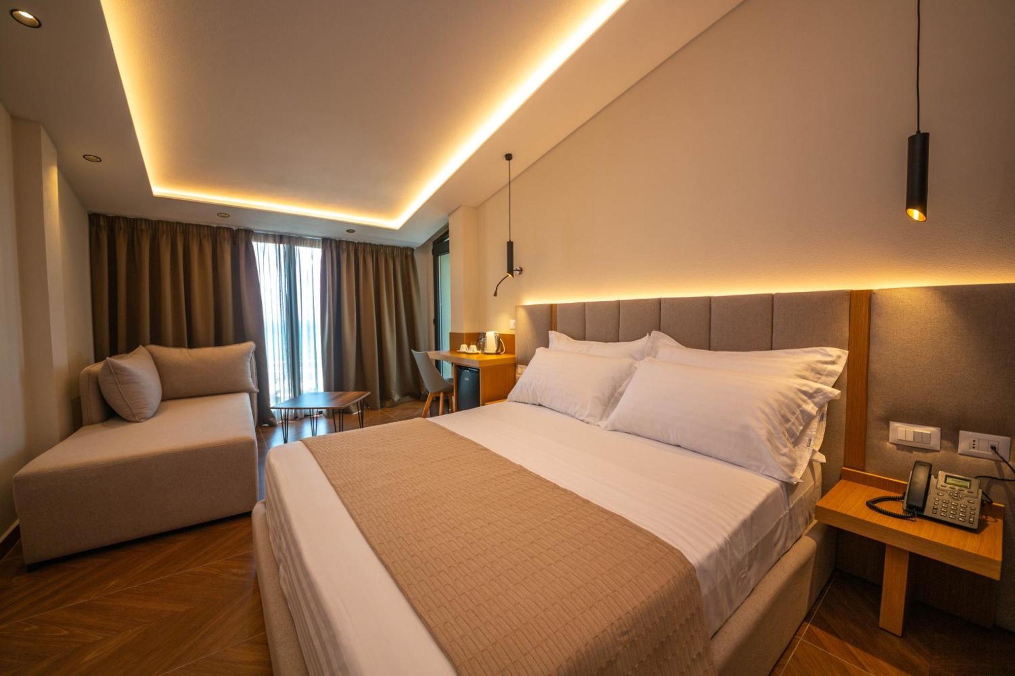Emara Boutique Hotell 4*