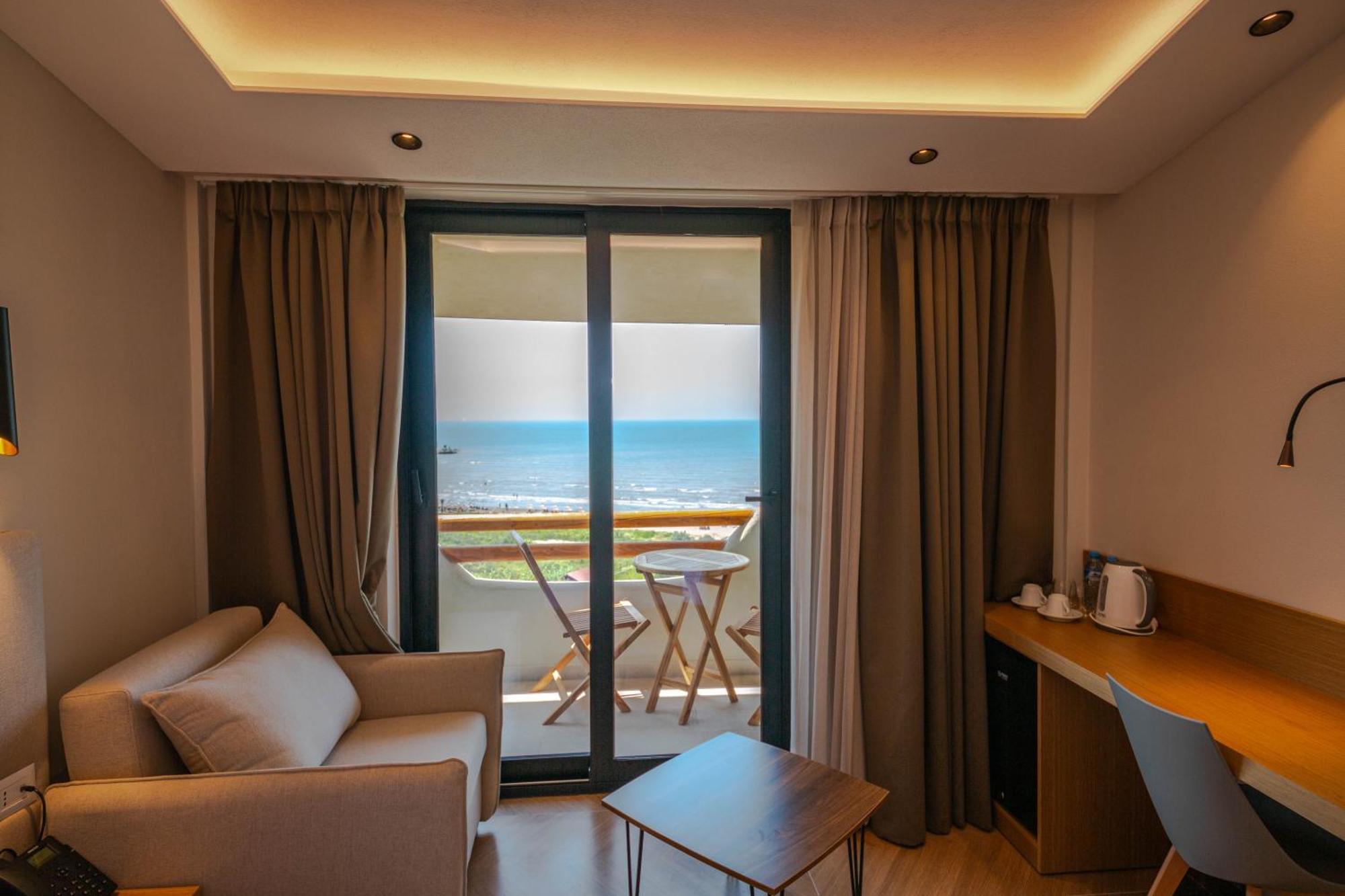 Hotell Emara Boutique 4*