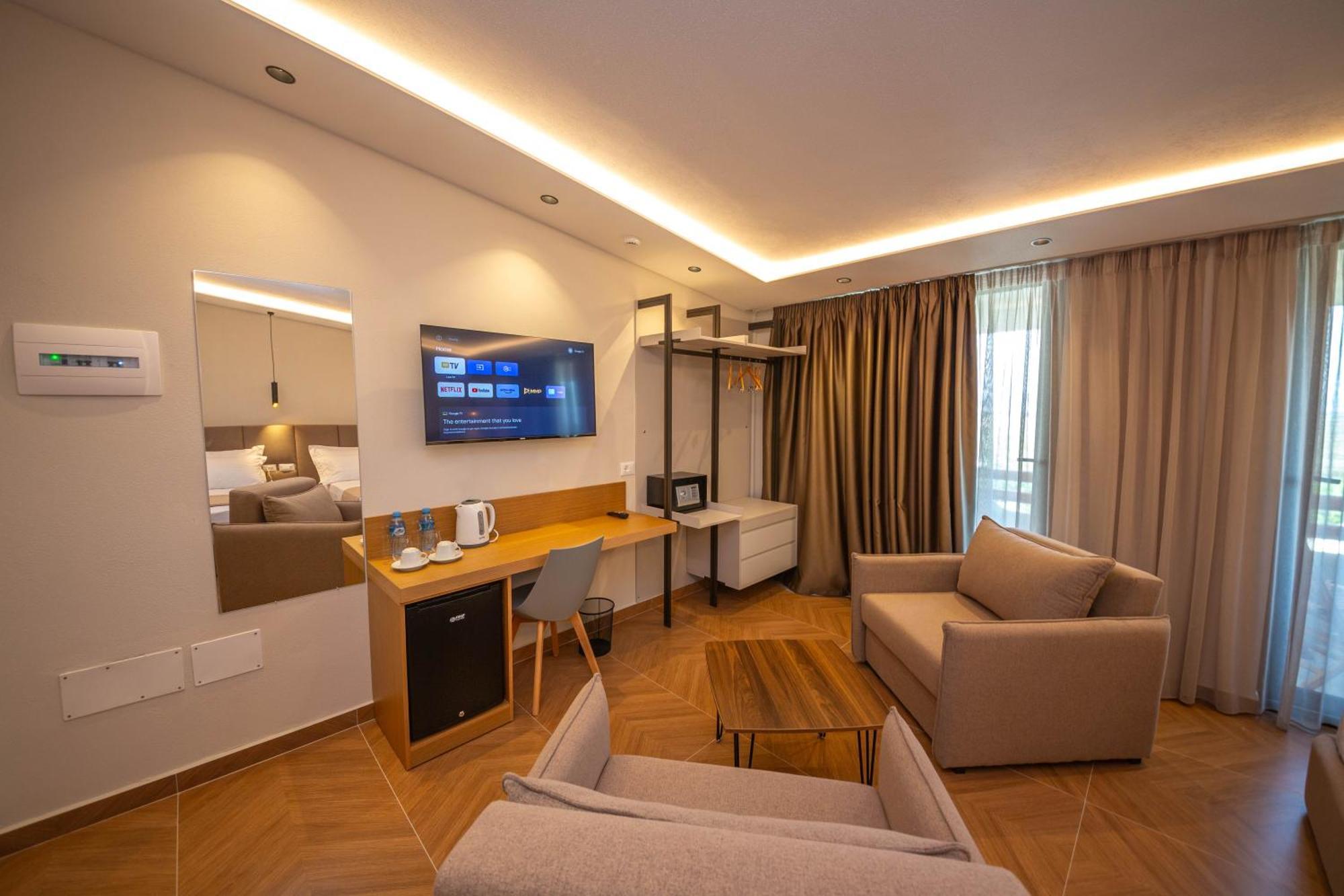 Emara Boutique Hotell Kavaje