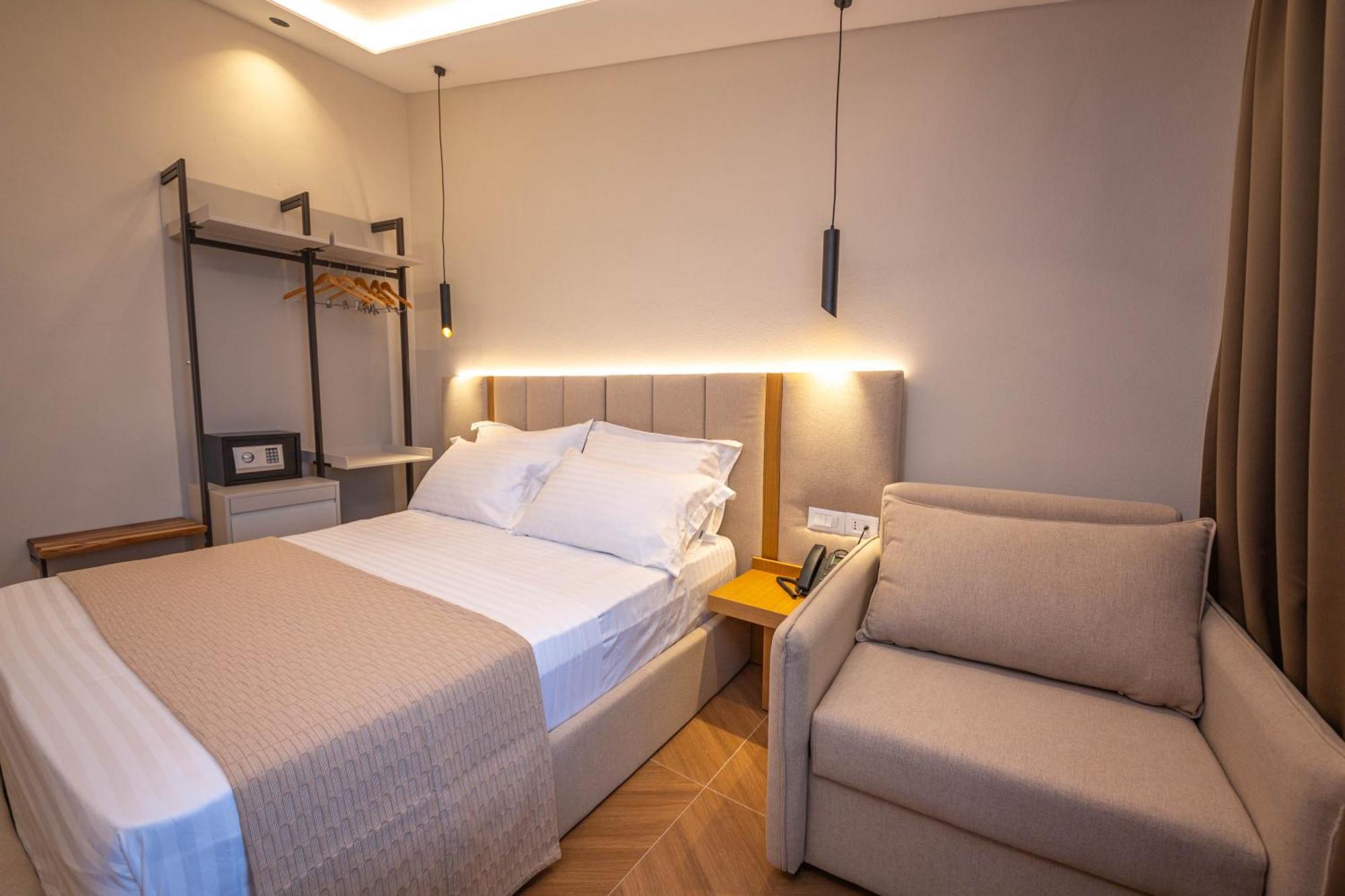Emara Boutique Hotell Kavaje